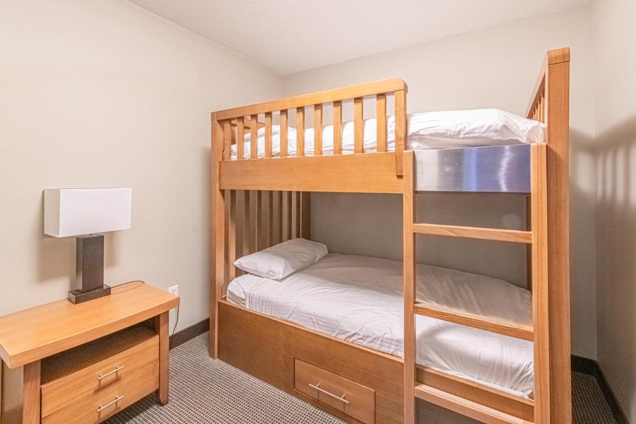Copperstone Resort - Mountain View 2 Bedroom Condo Canmore Buitenkant foto